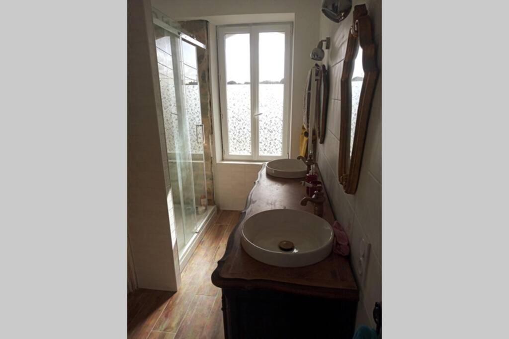 Kermaravel, Le Petit Manoir En Bord De Mer. Сен-Поль-де-Леон Экстерьер фото