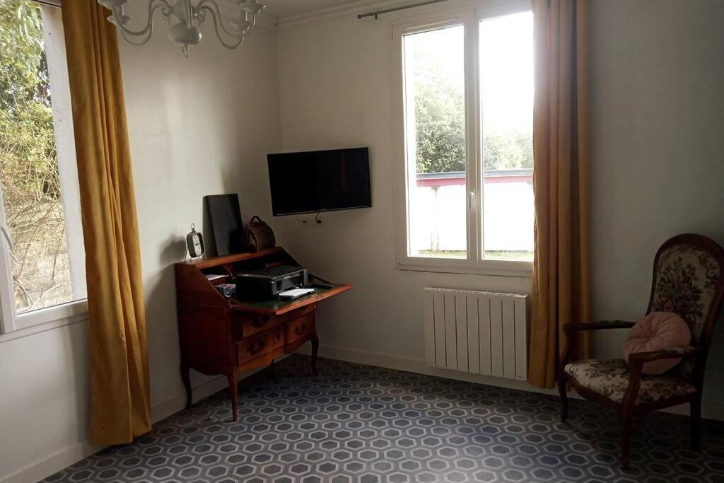 Kermaravel, Le Petit Manoir En Bord De Mer. Сен-Поль-де-Леон Экстерьер фото